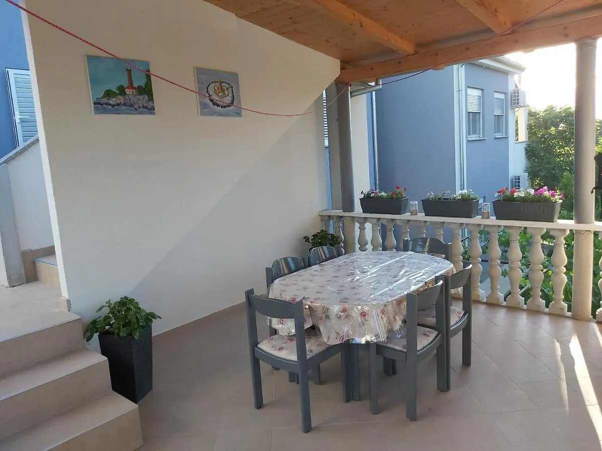 Apartman Ana Stinjan 0*,  Croatia
