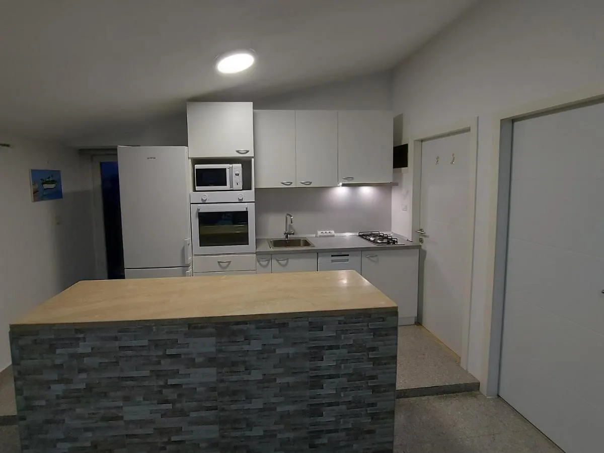 Apartman Ana Stinjan